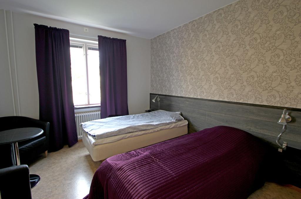Karlshamn Vandrarhem Och Hotell Room photo